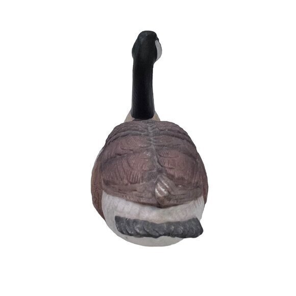 Lefton CANADA GOOSE Porcelain Bird Figurine 06591 Nest Egg Collection 1988 - Picture 8 of 9